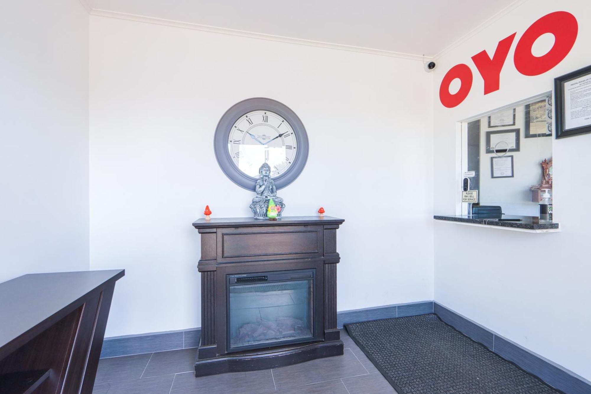 Oyo Hotel North Lima Oh - Boardman Eksteriør bilde