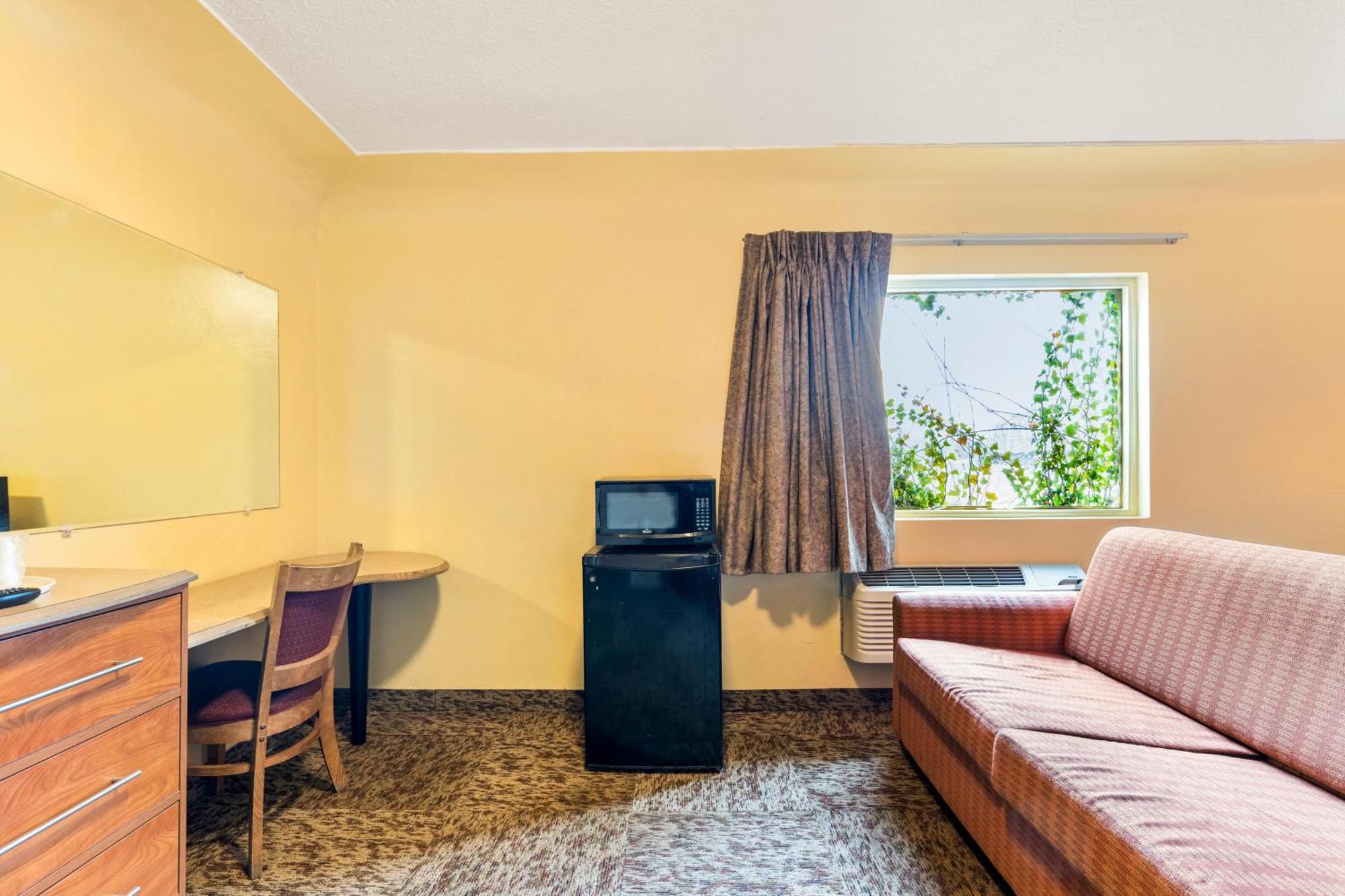Oyo Hotel North Lima Oh - Boardman Eksteriør bilde